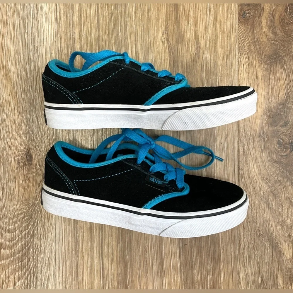 VANS OLD SKOOL LOW SUEDE TRAINERS Kids US13.5 EUC BLACK/BLUE/WHITE